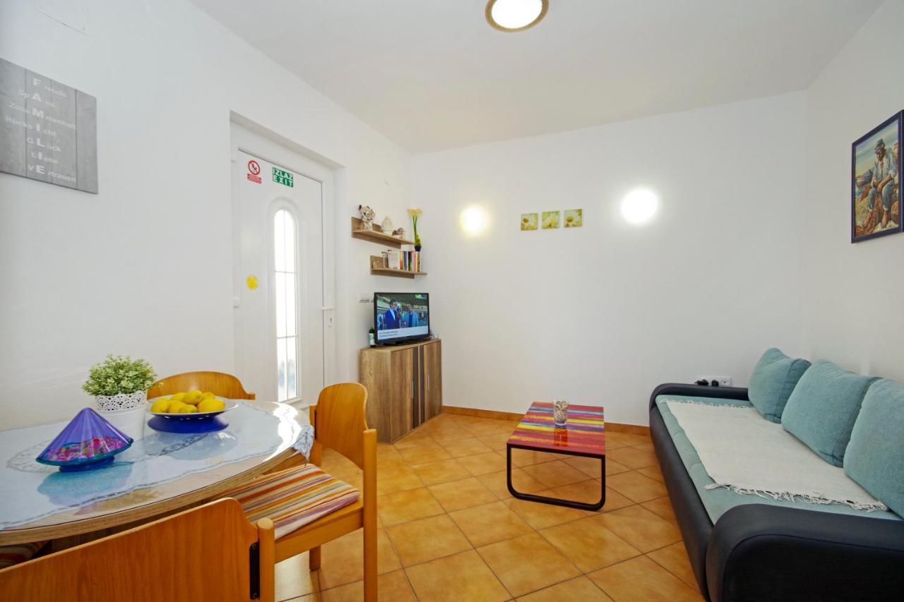 Silva Apartment *
