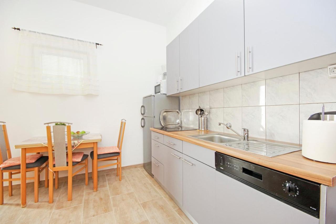 Apartment Silva Sutivan